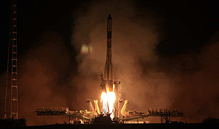 "Союз" вынес космический грузовик к МКС "Союз" вынес космический грузовик к МКС