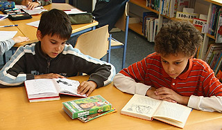 Программу по литературе оставят прежней Программу по литературе оставят прежней