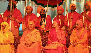 Россиянка получила признание индийских йогов Россиянка получила признание индийских йогов