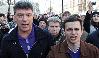 Оппозиция готовит заговор в Сочи Оппозиция готовит заговор в Сочи