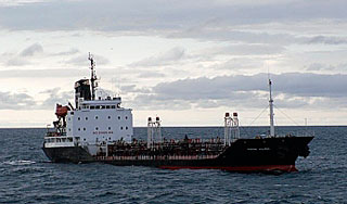 Судно с россиянами попало в беду в Японии Судно с россиянами попало в беду в Японии