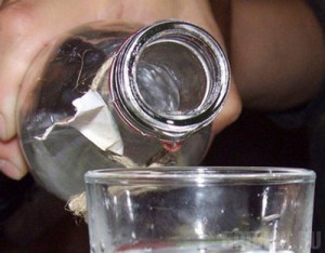 Еще один брянский подросток умер от спиртного