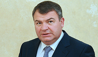 Бастрыкин развеял слухи о побеге Сердюкова Бастрыкин развеял слухи о побеге Сердюкова