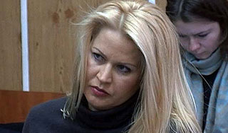 Васильева просит вернуть драгоценности Васильева просит вернуть драгоценности