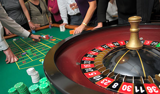 В Москве из дома прорыли тоннель в казино В Москве из дома прорыли тоннель в казино