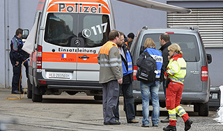 В Швейцарии расстреляли рабочих завода В Швейцарии расстреляли рабочих завода