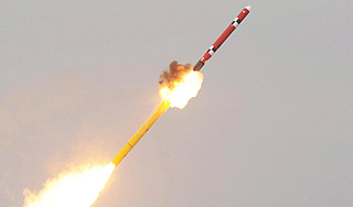 КНДР грозит США ядерными ракетами КНДР грозит США ядерными ракетами