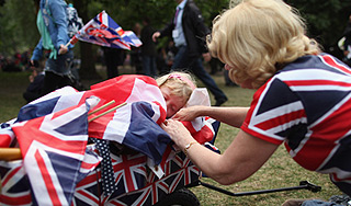 Юная британка проспала 44 дня Юная британка проспала 44 дня