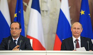 Олланд попросил у России помощи Олланд попросил у России помощи