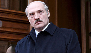 Лукашенко грозит правительству отставкой Лукашенко грозит правительству отставкой