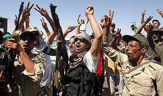 "Аль-Каида" хочет убить Клинтона и Саркози "Аль-Каида" хочет убить Клинтона и Саркози