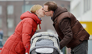 Россияне оценили уровень жизни в стране Россияне оценили уровень жизни в стране