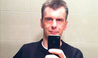 Прохоров поздравил женщин из туалета Прохоров поздравил женщин из туалета