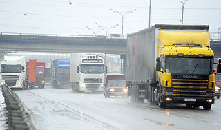 Штраф за выезд фур на МКАД увеличат втрое Штраф за выезд фур на МКАД увеличат втрое