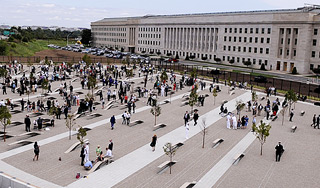 Пентагон сократит рабочие дни служащих Пентагон сократит рабочие дни служащих