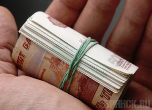 Бывшего автоинспектора обвинили в получении взяток