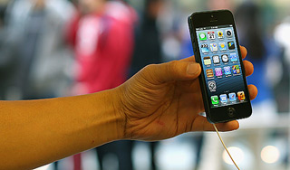 iPhone 5 взорвался в руках у владельца iPhone 5 взорвался в руках у владельца