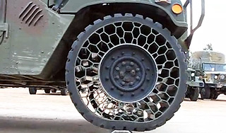 Американцы изобрели безвоздушные шины Американцы изобрели безвоздушные шины