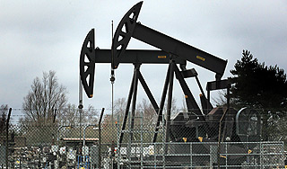 Добыча нефти в Канаде достигла максимума Добыча нефти в Канаде достигла максимума