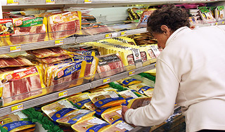 В Москву попал зараженный бекон из Европы В Москву попал зараженный бекон из Европы