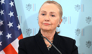 Клинтон поддержала однополые браки Клинтон поддержала однополые браки