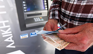 Кипр озвучил сумму вкладов россиян Кипр озвучил сумму вкладов россиян