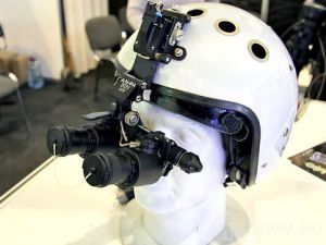 В багаже украинца нашли очки ночного видения