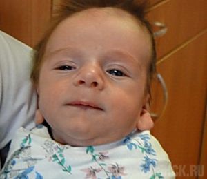 Оставленный в роддоме ребенок ждет новых родителей