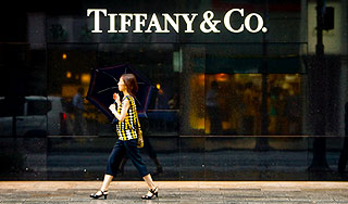 Tiffany теряет прибыль Tiffany теряет прибыль