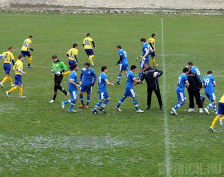 Брянские футболисты обыграли в Крыму команду «Нива»