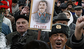 В Грузии на вагон Сталина упала крыша В Грузии на вагон Сталина упала крыша