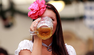 Как правильно обращаться с пьяной девушкой Как правильно обращаться с пьяной девушкой