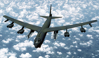 США направили в Cеул бомбардировщики Б-52 США направили в Cеул бомбардировщики Б-52