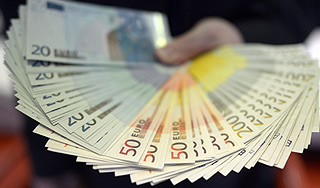 На Кипр прилетел спецрейс с деньгами На Кипр прилетел спецрейс с деньгами