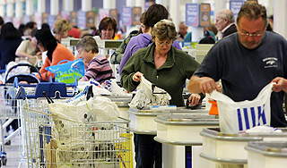 Британия переходит на продуктовые талоны Британия переходит на продуктовые талоны