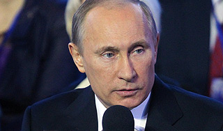 Путин: Топ-менеджерам надо урезать бонусы Путин: Топ-менеджерам надо урезать бонусы