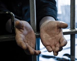 Матерому рецидивисту грозит срок за гибель женщины