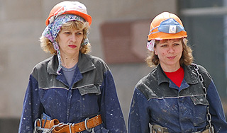 Звание "Герой труда" учреждено в России Звание "Герой труда" учреждено в России