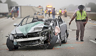 В США столкнулись 75 автомобилей В США столкнулись 75 автомобилей