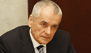 Онищенко недоволен пробами "Боржоми" Онищенко недоволен пробами "Боржоми"