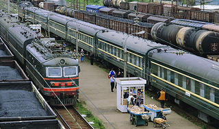 На БАМ и Транссиб выделят триллион рублей На БАМ и Транссиб выделят триллион рублей