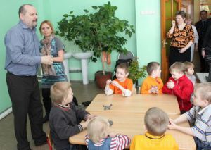 Известный мультипликатор встретился с брянскими детьми Известный мультипликатор встретился с брянскими детьми