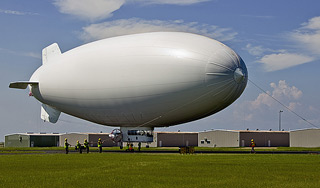 Москва продает дирижабли Лужкова Москва продает дирижабли Лужкова