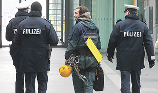 В Берлине нашли 100-килограмовую бомбу В Берлине нашли 100-килограмовую бомбу