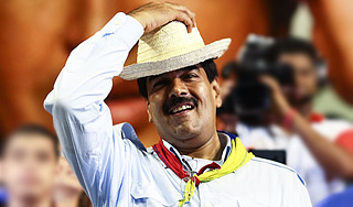 Чавес в образе птицы "благословил" Мадуро Чавес в образе птицы "благословил" Мадуро