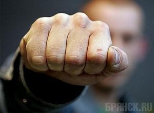 Обвиняемый в краже подросток избил свидетеля