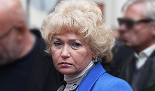 "Эсеры" исключили Людмилу Нарусову "Эсеры" исключили Людмилу Нарусову