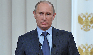 Путин о Femen: Лучше бы мне показали сало Путин о Femen: Лучше бы мне показали сало