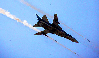 К борьбе с паводками подключили Су-24 К борьбе с паводками подключили Су-24