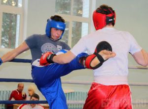 130 кикбоксеров боролись за Кубок городов Воинской Славы sport-32.ru